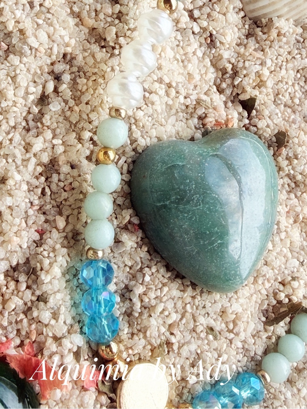 Baroque pearl Light Blue aquamarine and Gold Beaded Women's Necklace - Picture 3 of 5